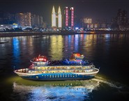 重庆两江夜景游船游轮