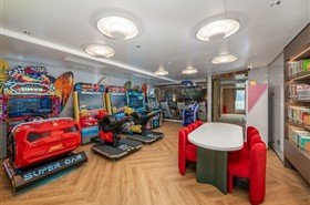 世纪远航号游轮儿童乐园