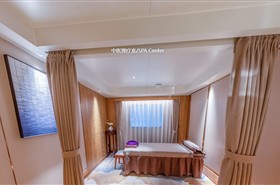 世纪绿洲号游轮中医理疗室