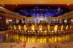 世纪传奇号游轮切尔斯酒吧