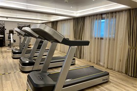 世纪传奇号游轮健身房