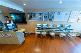 长江叁号游轮摄影室