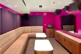 长江叁号游轮KTV