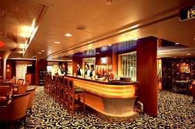 长江壹号游轮明珠娱乐大厅