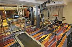 长江贰号游轮健身房