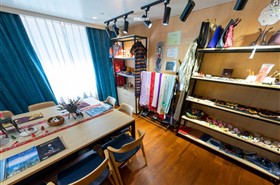 长江叁号游轮游轮旗袍店