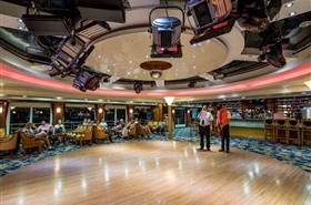 长江壹号游轮多功能大厅