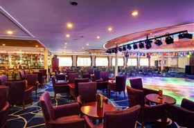 黄金6号游轮酒吧多功能厅