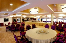 黄金3号游轮VIP餐厅