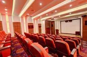 黄金8号游轮大型双层影剧院