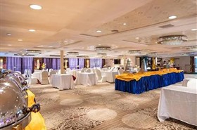 黄金6号游轮VIP餐厅