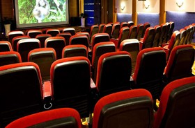 总统八号游轮电影院