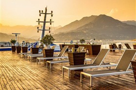 总统八号游轮阳光甲板