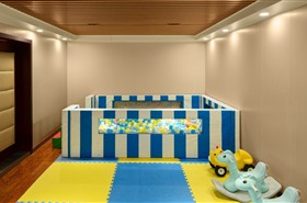 华夏二号游轮儿童乐园