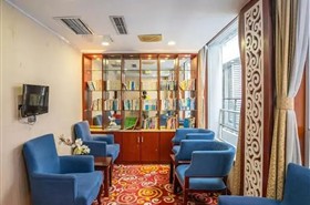 华夏二号游轮阅览室