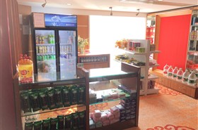 长江印象号游轮小超市