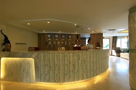 新高湖游轮游轮总台