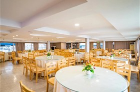 长江观光号游轮自助餐厅