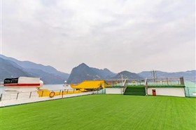 皇家星光号游轮顶层甲板