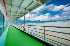 新高湖游轮观景走廊