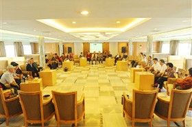 新高湖游轮多功能大厅