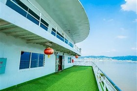 新高湖游轮外弦走廊