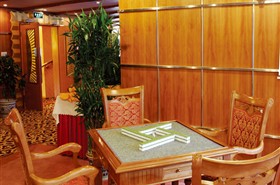 长江传说号游轮麻将室