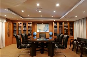 长江传说号游轮会议室