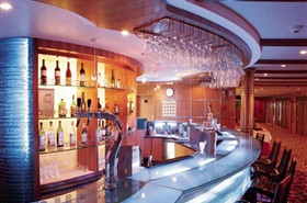 长江传说号游轮酒吧