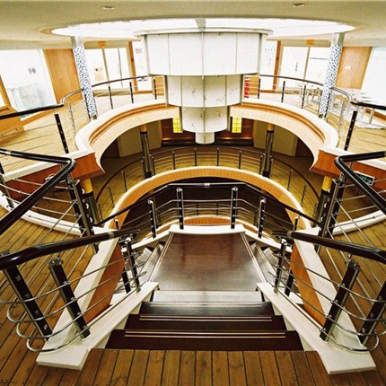 三峡星际领航号游轮