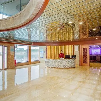 三峡高峡平湖5号游轮